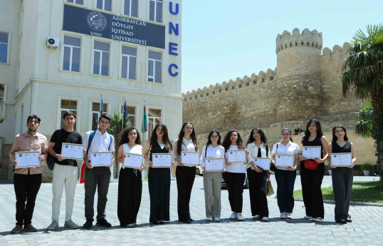 UNEC-in “Gələcəyin tədqiqatçıları” adlı qrant layihəsi uğurla yekunlaşıb
