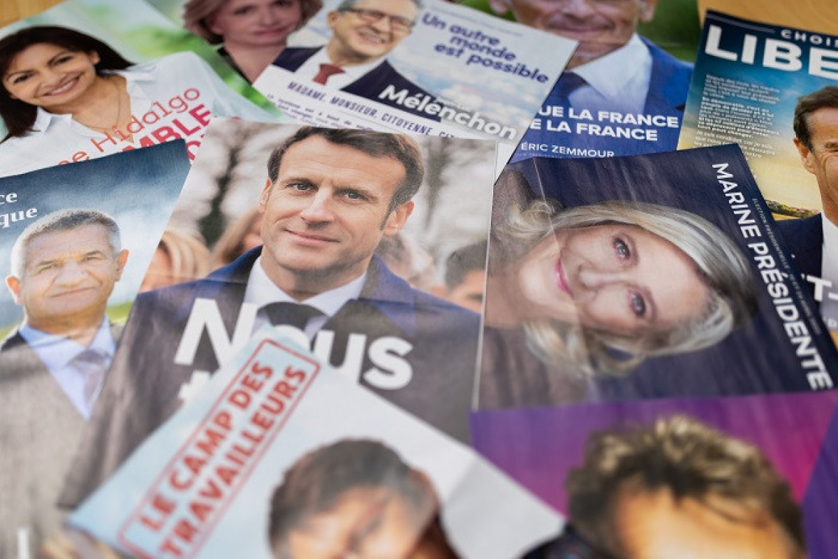 Во Франции 218 претендентов сняли кандидатуры с выборов, чтобы помешать правым победить