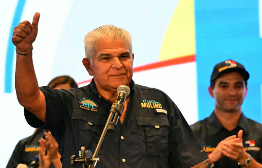 Panamada yeni prezident and içib