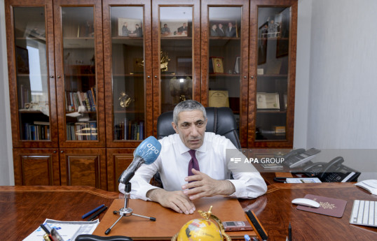 Deputat Siyavuş Novruzov