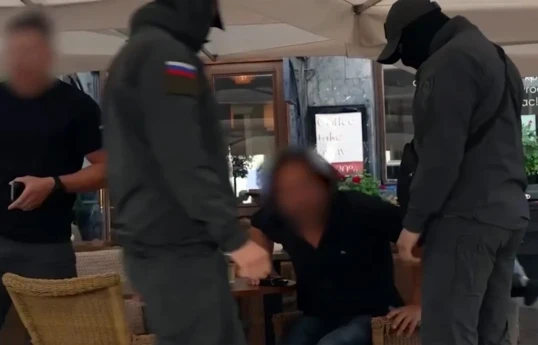 Rusiyada casusluq ittihamı ilə saxlanılan Fransa vətəndaşının işində bəzi detallar məlum olub