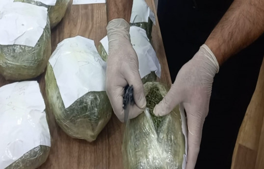 Bakıya külli miqdarda narkotik gətirmək istəyən şəxs saxlanılıb