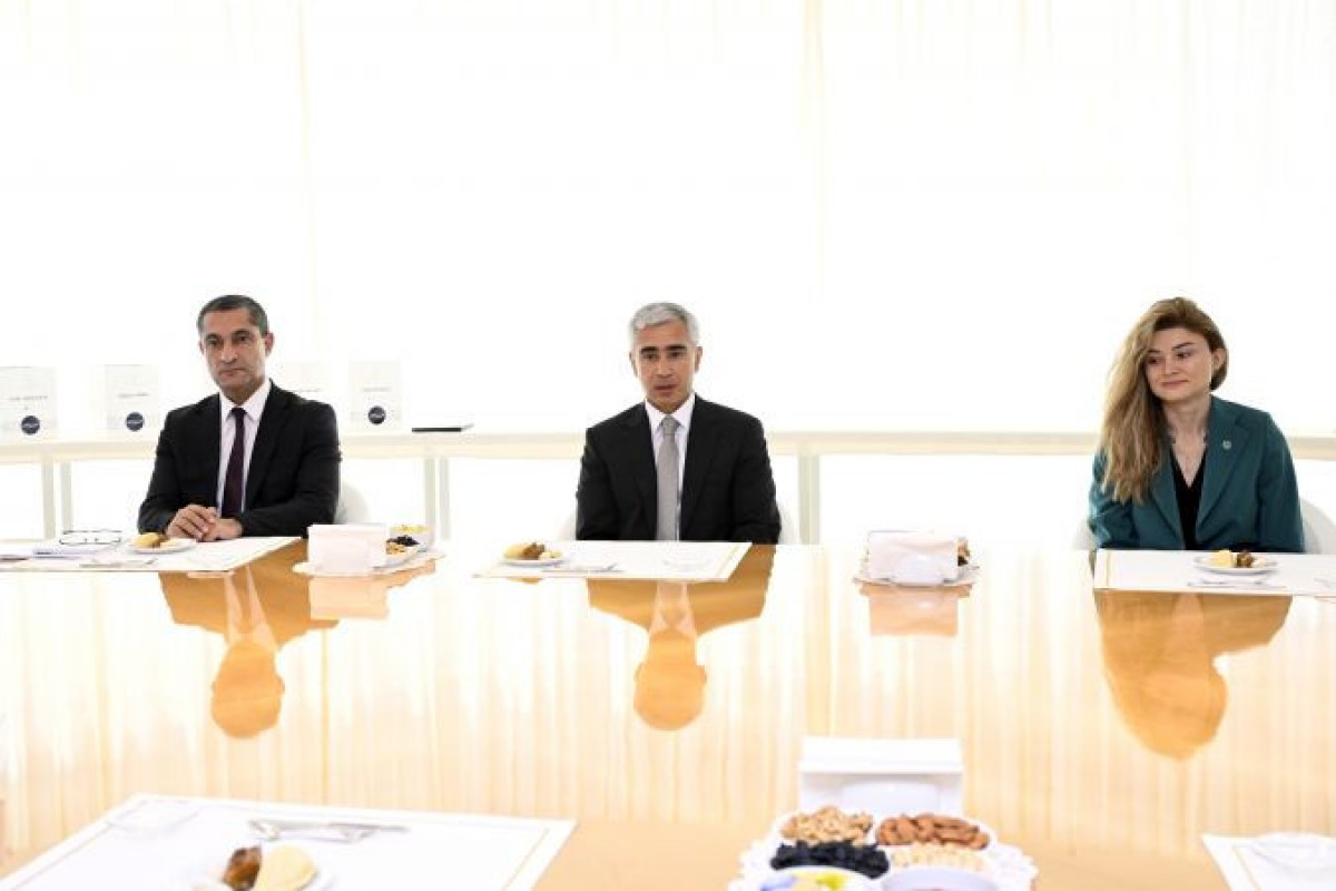 BMT Cenevrə Ofisinin Baş direktoru Azərbaycanda - FOTO 12 BMT Cenevrə Ofisinin Baş direktoru Azərbaycana səfər edib - FOTO
