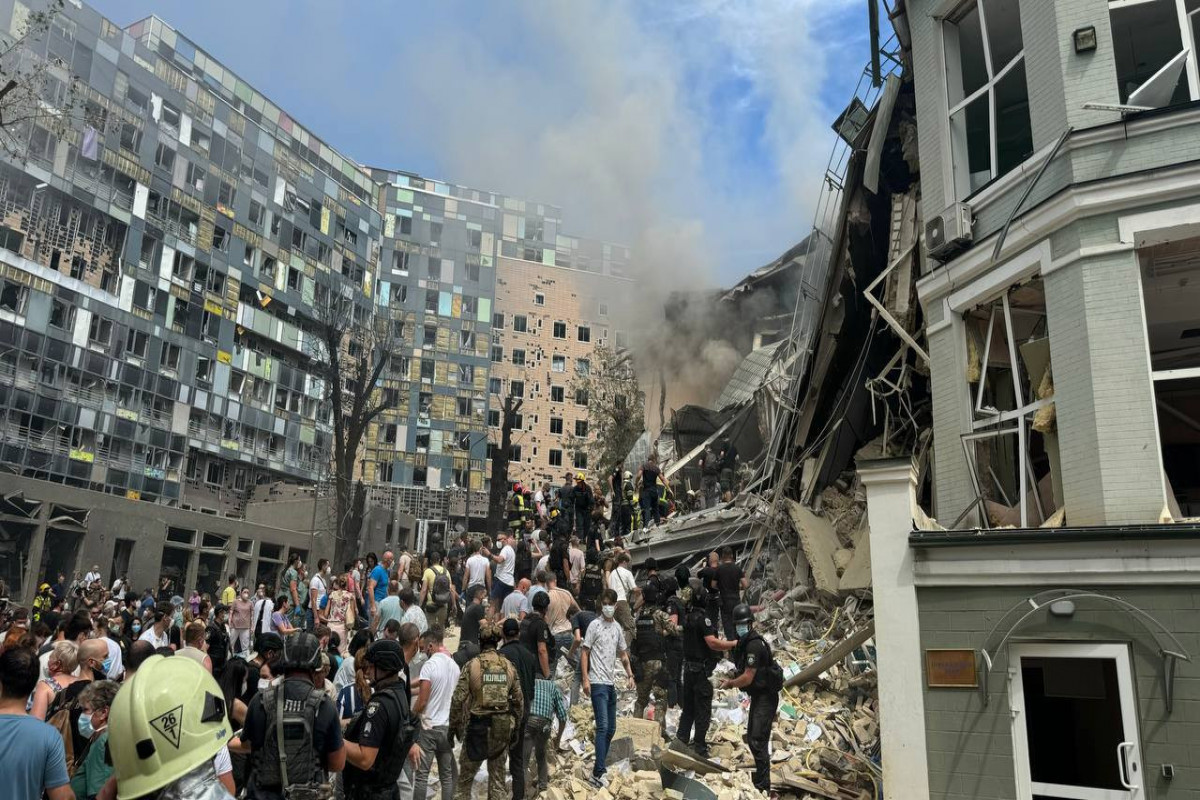 Rusiyanın Ukraynaya endirdiyi zərbələr nəticəsində 33 nəfər ölüb - YENİLƏNİB 