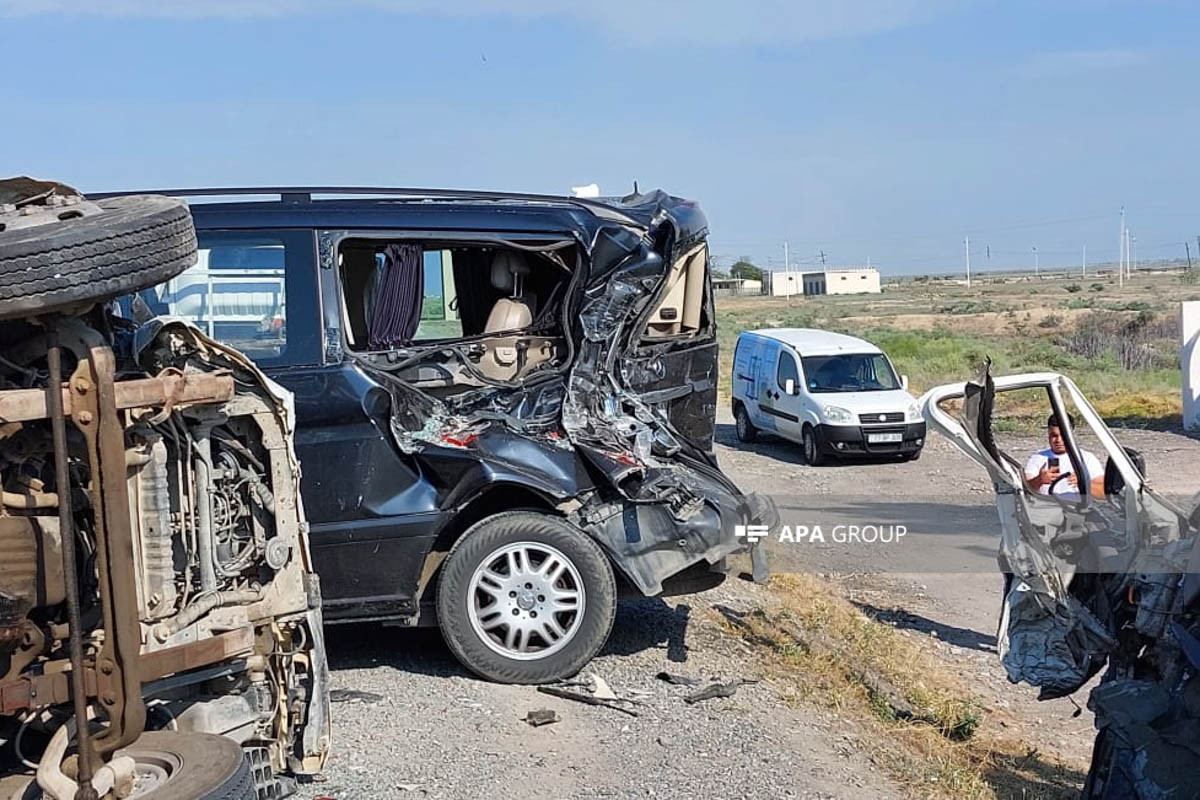 Bakı-Qazax yolunda qəza olub, 9 nəfər xəsarət alıb - FOTO 