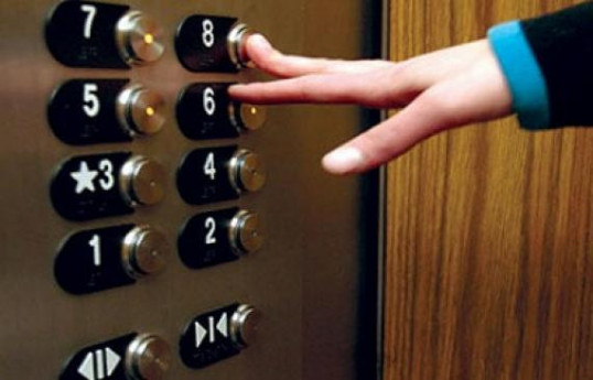 Bakıda liftdə xəsarət alan 2 nəfər xəstəxanaya hospitalizasiya edilib  - YENİLƏNİB 