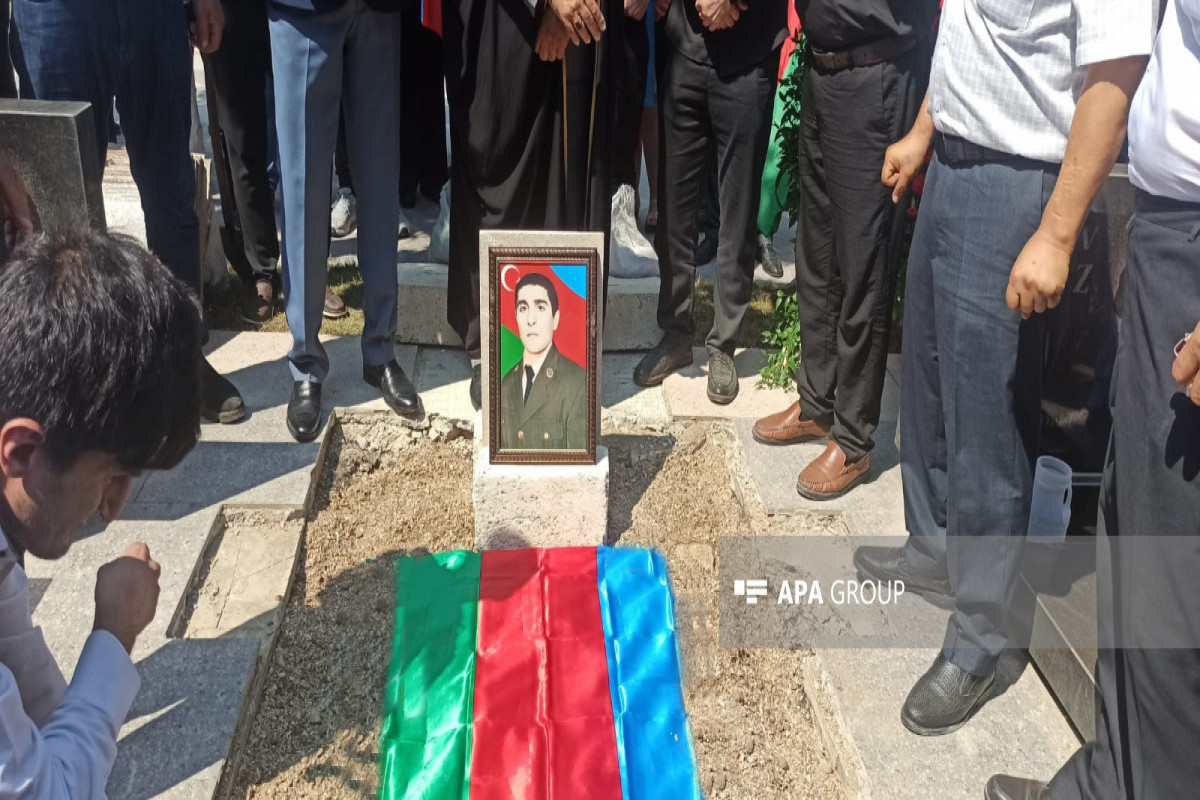 Birinci Qarabağ müharibəsində şəhid olan Rəhim Rəsulovun qalıqları Sumqayıtda dəfn olunub - FOTO 