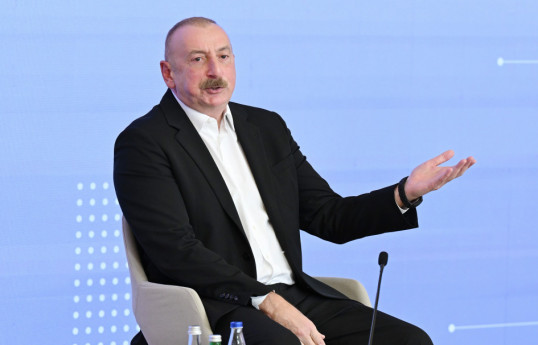 Dövlət başçısı: Yaşıl enerji ilə bağlı bir çox məqamlar insanları və qərar qəbul edənləri düşünməyə vadar edir