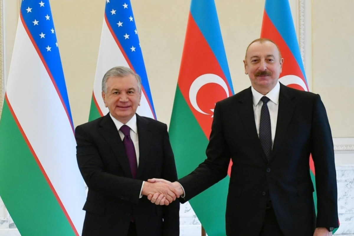 Özbəkistan Prezidenti Şavkat Mirziyoyev, Azərbaycan Prezidenti İlham Əliyev