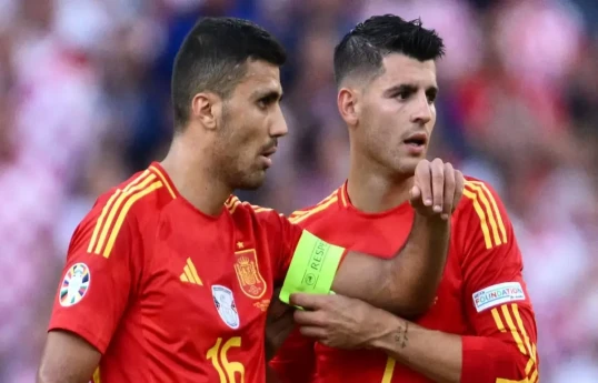 UEFA Cəbəllütariqlə bağlı şüar səsləndirdiklərinə görə Morata və Rodriyə qarşı iş açıb