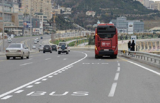 Avtobus yollarında digər nəqliyyat vasitələrinin hərəkətinə görə yeni cərimə müəyyənləşib