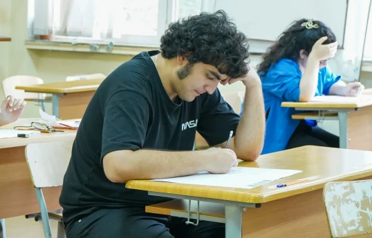 Musiqi sənəti istiqamətinə aid nəzəriyyə fənləri üzrə test imtahanı keçirilib