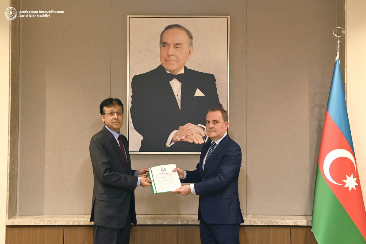 Ceyhun Bayramov Pakistanın yeni səfirini qəbul edib