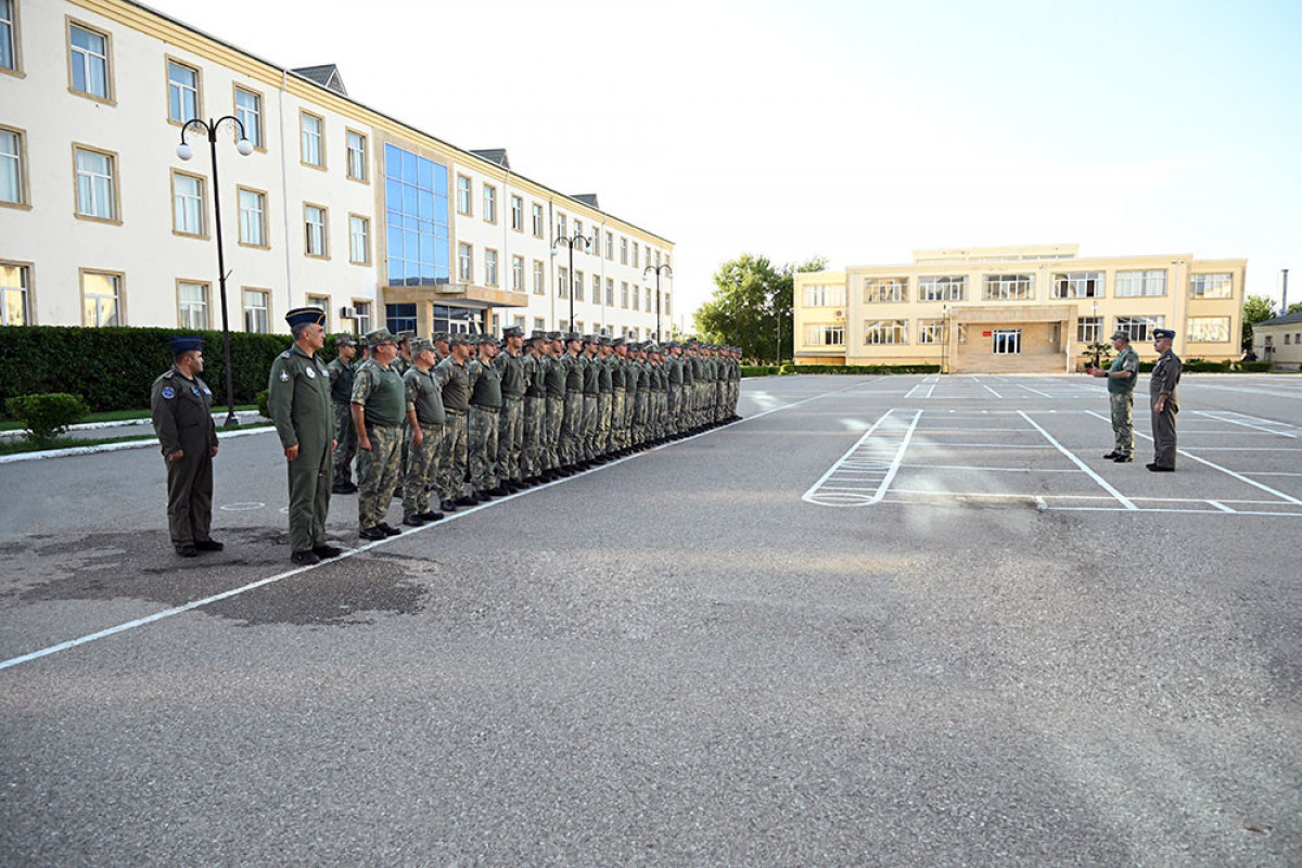 Baş Qərargah rəisi HHQ hərbi hissələrinin xidməti-döyüş fəaliyyətini yoxlayıb