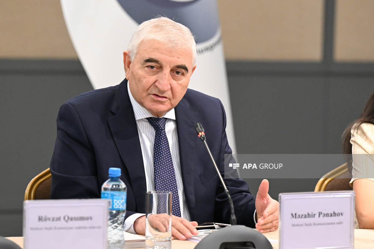 Mərkəzi Seçki Komissiyasının sədri Məzahir Pənahov