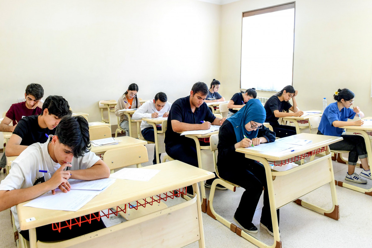 Naxçıvanda I və IV ixtisas qrupu üzrə qəbul imtahanı keçirilib