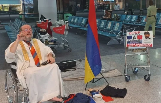 Aclıq aksiyasının 41-ci günündə erməni əsilli jurnalist Leo Nikolyan Ermənistandan Fransaya uçub