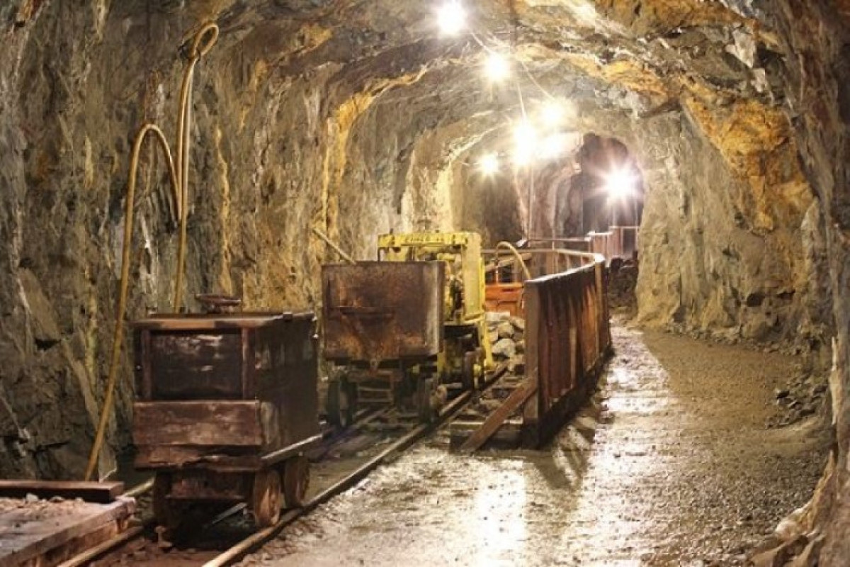 В Турции произошел обвал шахты, под завалами остались люди