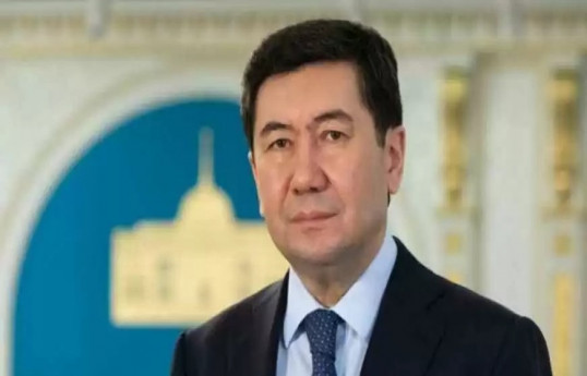 Qazaxıstan Parlamentinin sədri Yerlan Koşanov