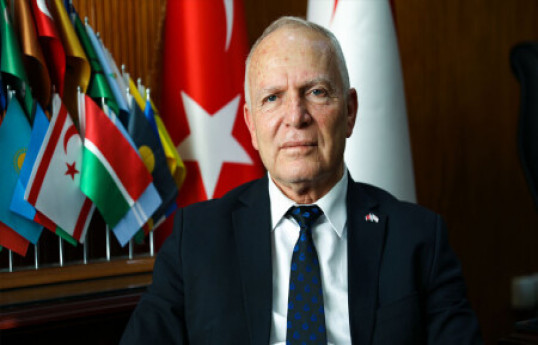 Şimali Kipr Türk Cümhuriyyətinin Məclis sədri Zorlu Törə