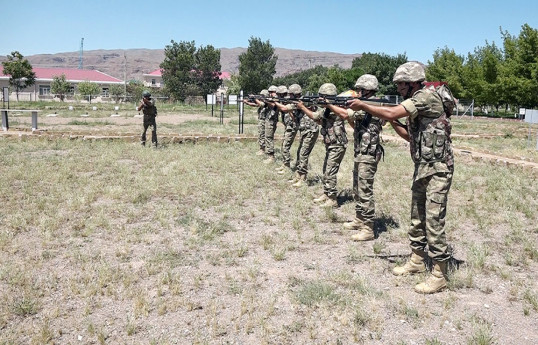 Naxçıvanda hərbi vəzifəlilərin təlim toplanışı keçirilir - VİDEO 