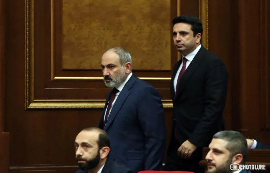 “Joğovurd”: Paşinyanın partiyası hökumətin istefası ilə bağlı parlament iclasını pozmağa qərar verib