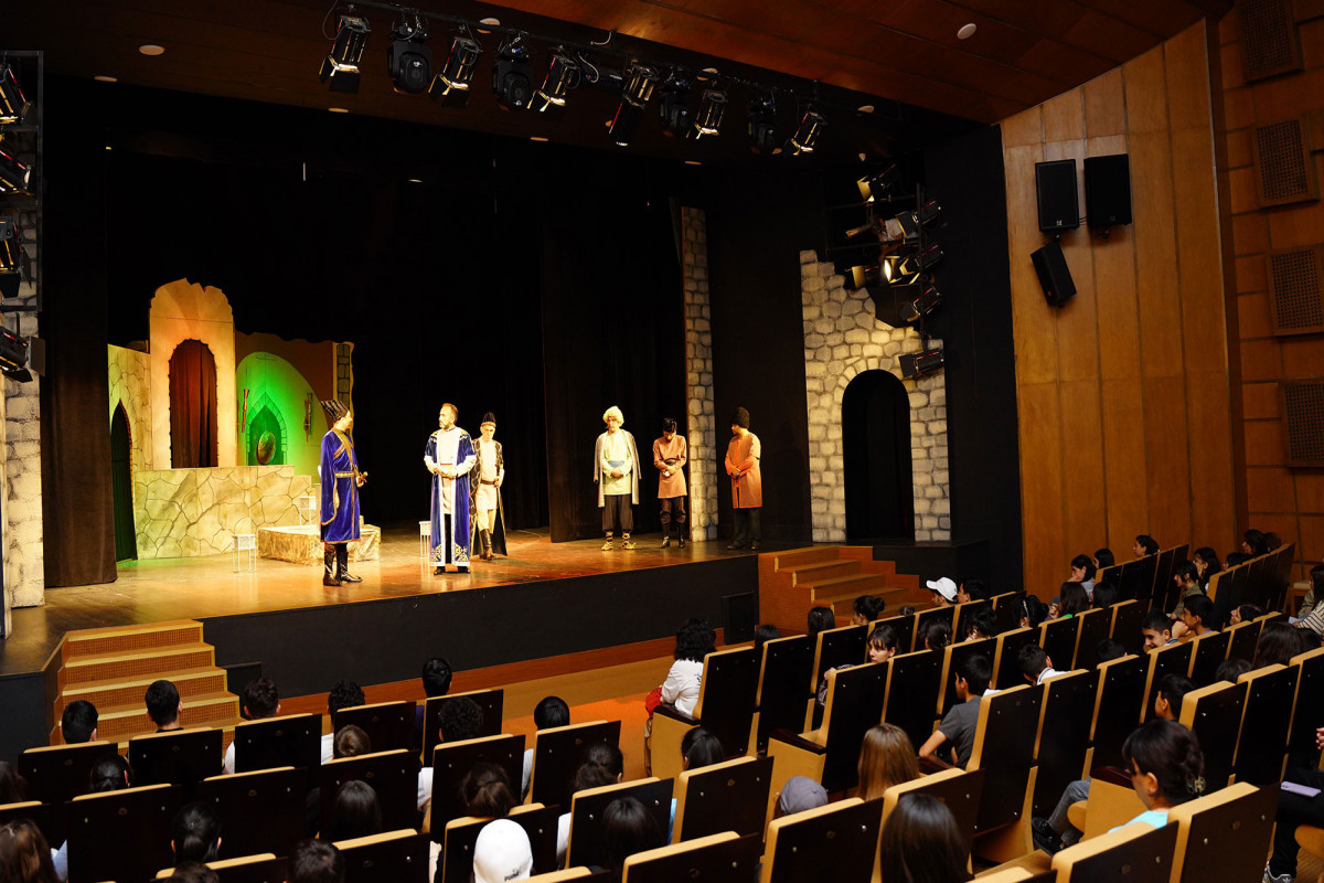 “Məktəblilər üçün teatr pedaqogikası” layihəsi həyata keçirilib