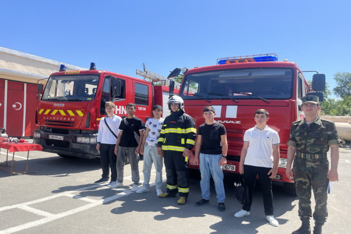 FHN Tərtərdə məktəblilər üçün "açıq qapı günü" keçirib