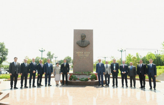 Daşkənddə Heydər Əliyevin abidəsi ziyarət olunub