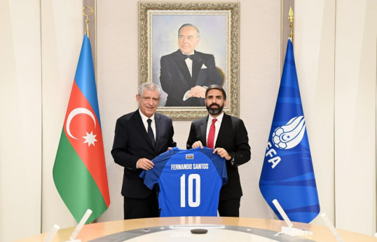 Fernandu Santuş, Rövşən Nəcəf