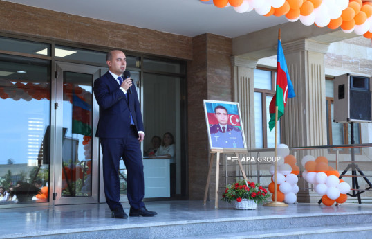 Emin Əmrullayev "Son zəng" tədbirində iştirak edib - FOTO 