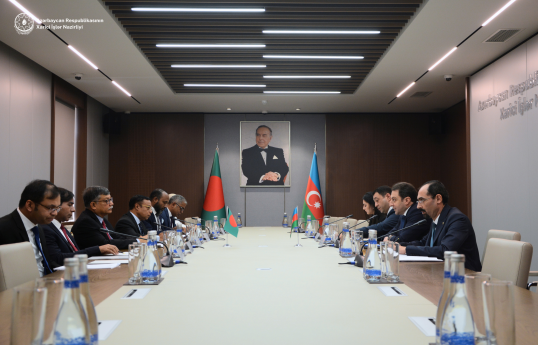 Azərbaycanla və Banqladeş arasında siyasi məsləhətləşmələr keçirilib