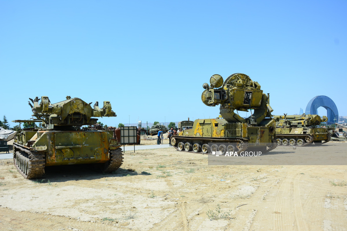 Xocalıda aşkar olunan raket tuşlama stansiyası və buraxıcı qurğular “Hərbi Qənimətlər Parkı”nda yerləşdirilib - FOTO 