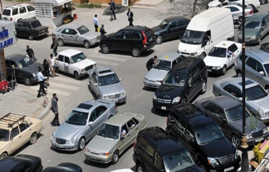 Parklanma zamanı digər avtomobillərin hərəkətinə maneə yaradanlar cərimələnəcək