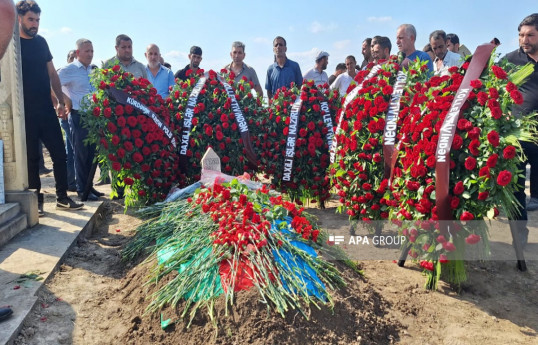 Bakıda qətlə yetirilən polis əməkdaşı Mirəli Heydərov Kürdəmirdə dəfn olunub - FOTO 