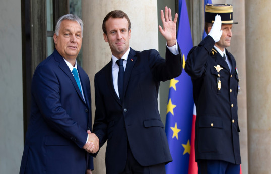 Macarıstan Baş naziri Viktor Orban və Fransa Prezidenti Emmanuel Makron