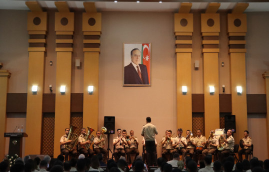 FHN-in Akademiyasında Silahlı Qüvvələri Günü qeyd olunub