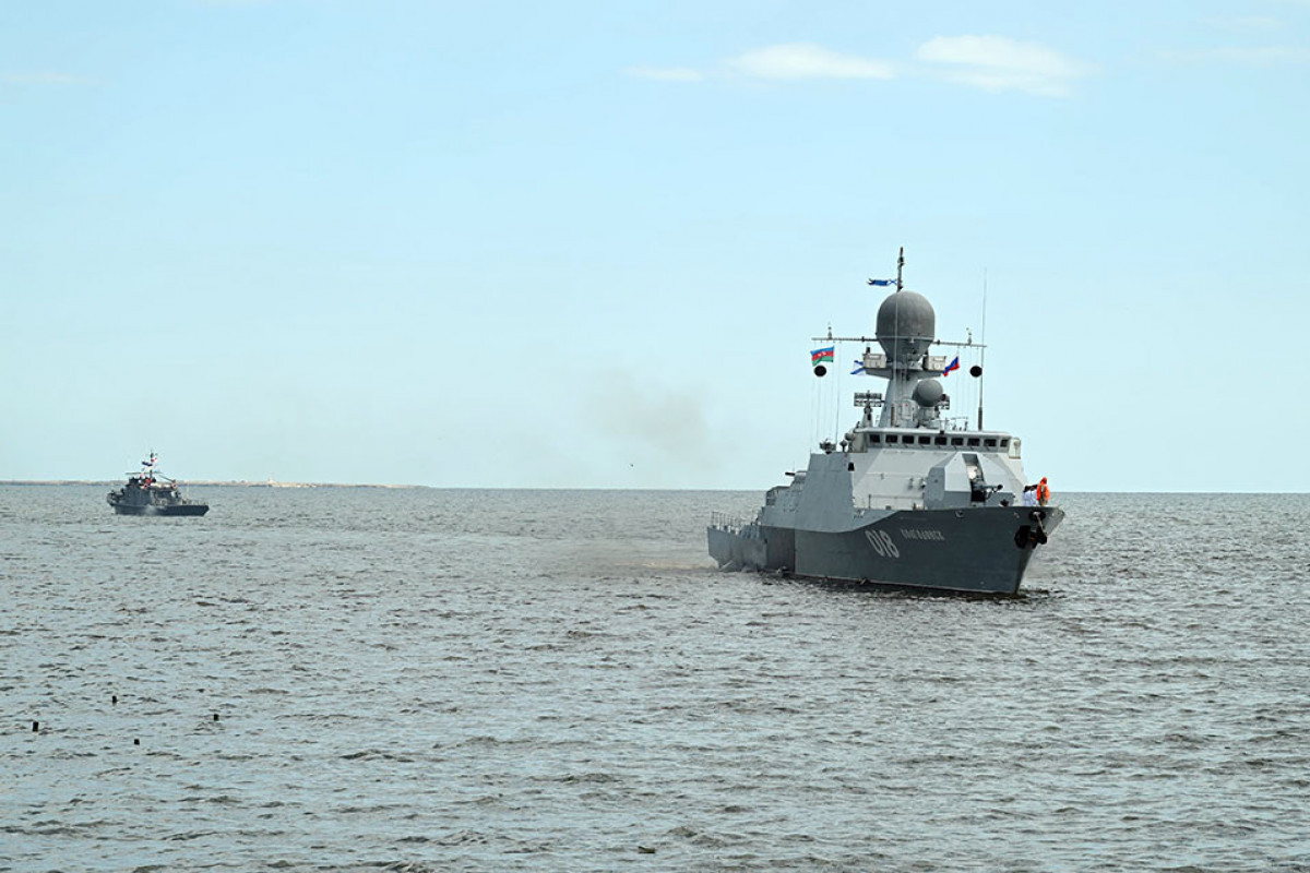 Warships of Russia’s Caspian Flotilla pay a friendly visit to Baku-<span class="red_color">PHOTO