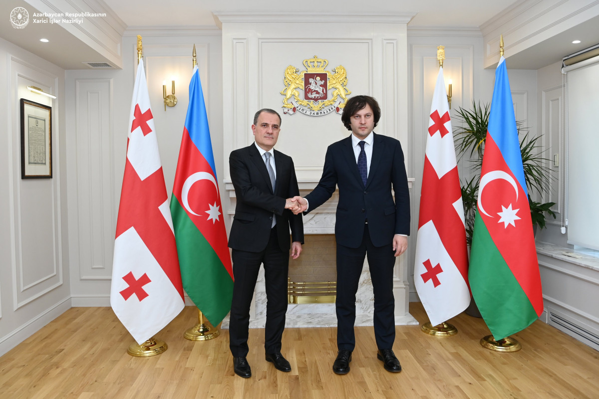 Ceyhun Bayramov Gürcüstanın Baş naziri ilə görüşüb