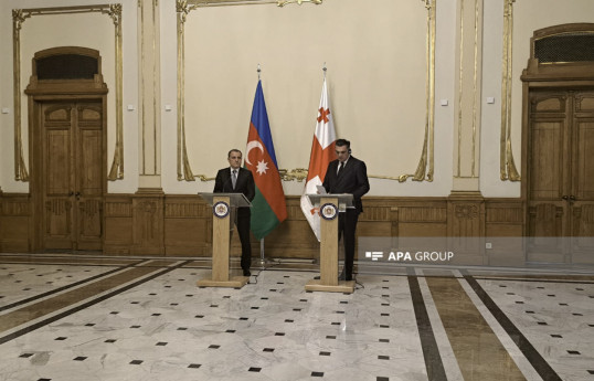 Ceyhun Bayramov Darçiaşvili ilə Azərbaycan-Türkiyə-Gürcüstan əməkdaşlıq formatını müzakirə edib