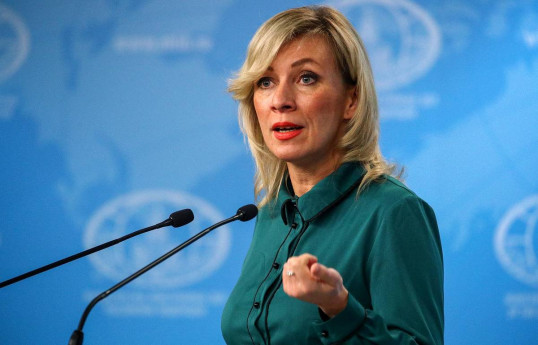 Zaxarova: “Maariflənmiş” Paris dünyaya insan hüquqlarından danışarkən on üç yaşlı qızları kəsərək güllələyib