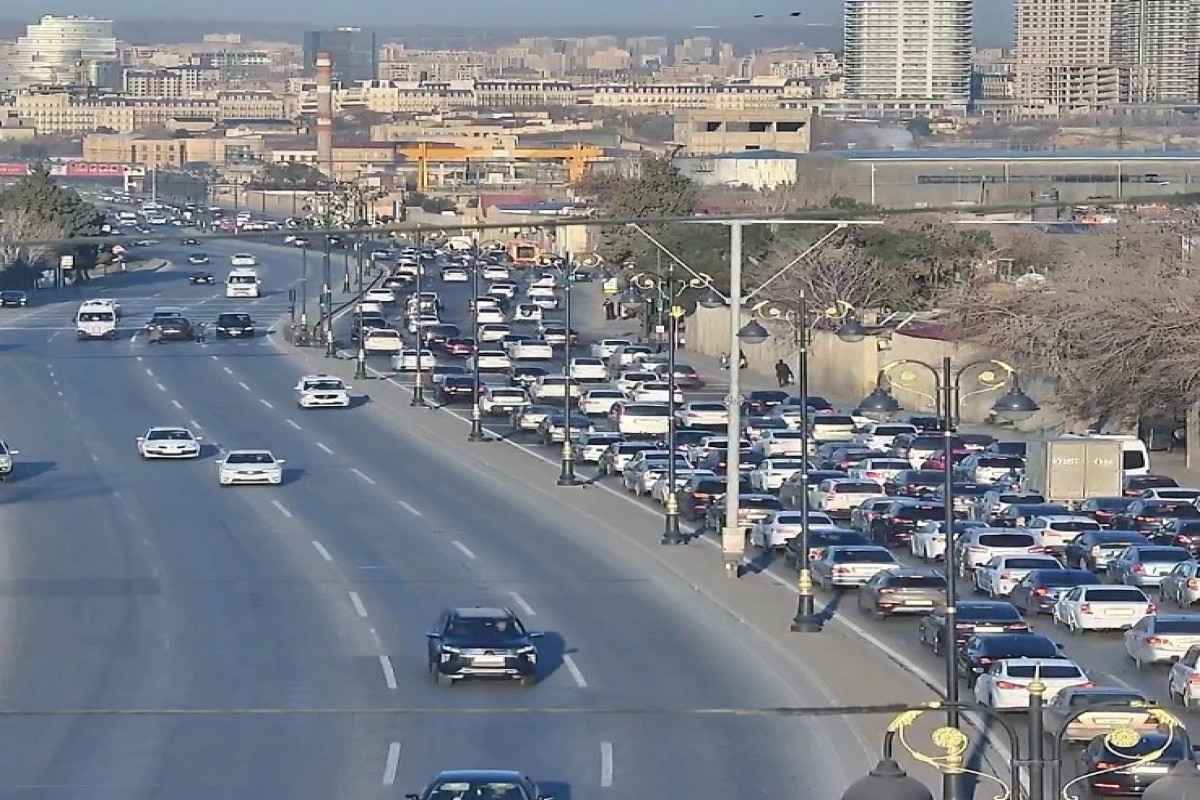 Bakıda sıxlıq müşahidə edilən yollar - SİYAHI 