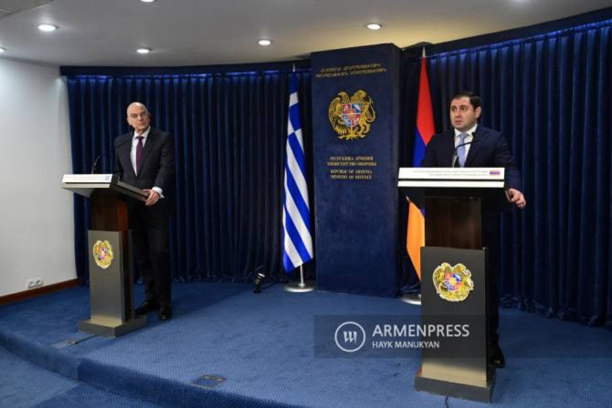 Dendias: Ermənistan-Yunanıstan-Fransa-Hindistan dördtərəfli əməkdaşlığı mümkündür