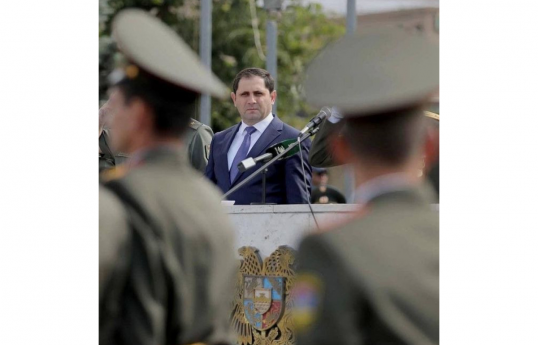 Ermənistan müdafiə naziri Suren Papikyan