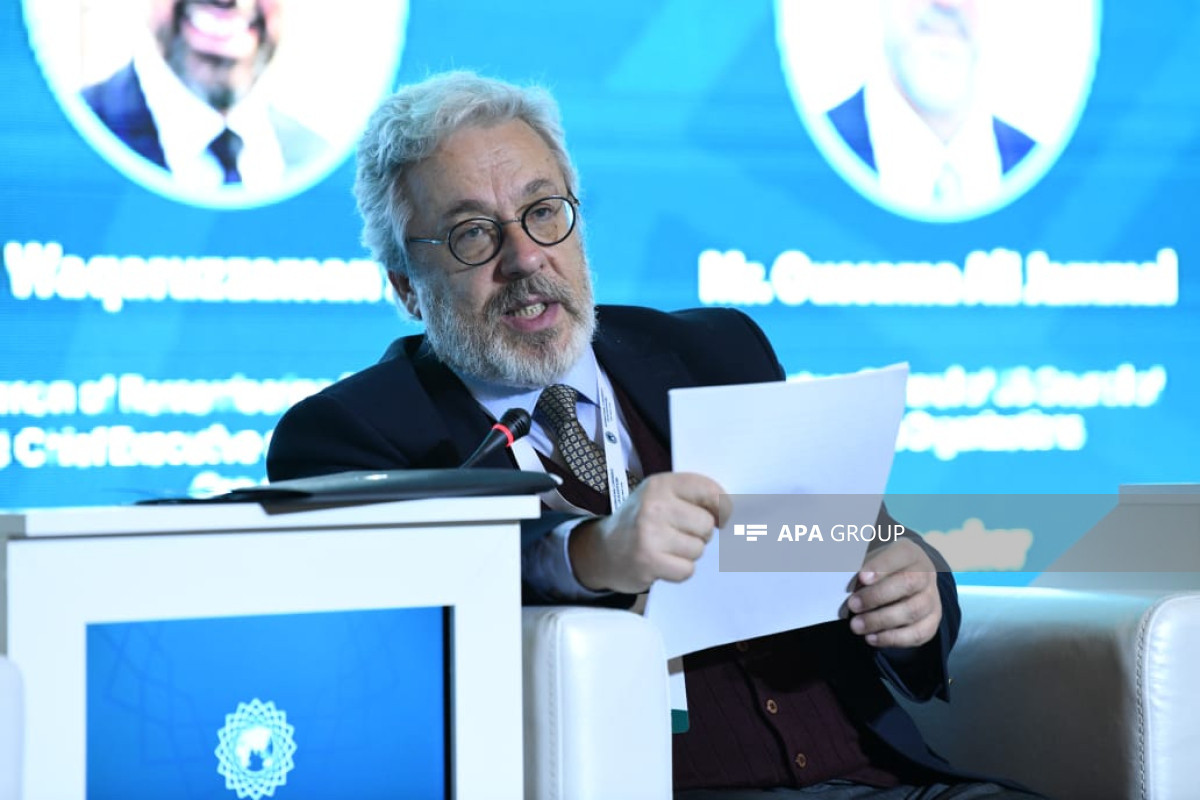 Baş direktor: İslamofobiya epidemiya kimi yayılır