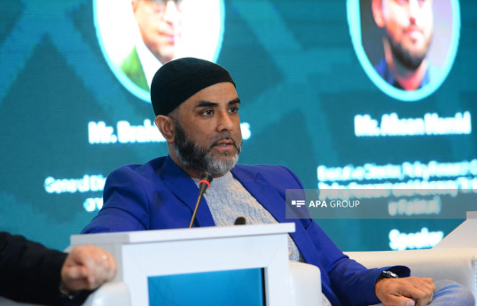 Britaniyalı ekspert: İslamofobiya nəticəsində müsəlmanlar ciddi təzyiqlərə məruz qalır