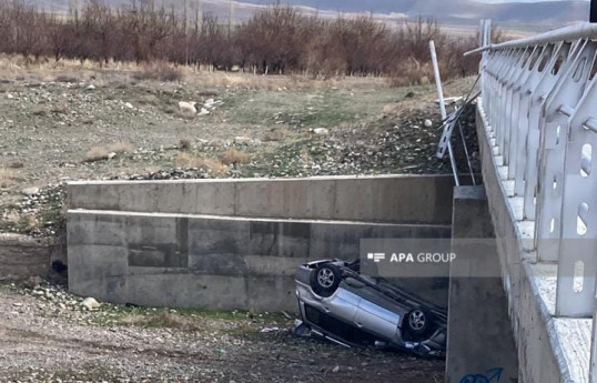 Ordubadda maşın çaya aşıb, 3-ü bir ailənin üzvü olmaqla, 4 nəfər xəsarət alıb - FOTO 