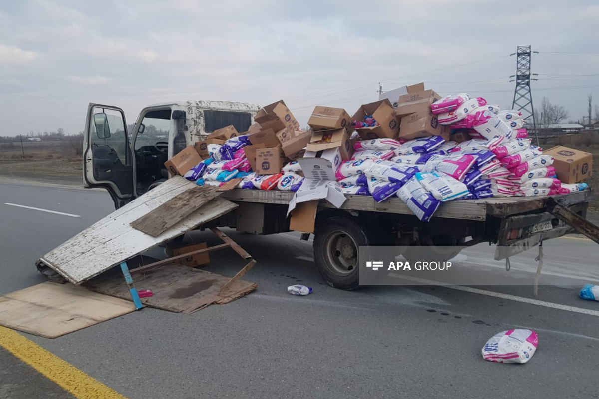 Bakı-Qazax yolunda qəza olub, hərəkət məhdudlaşdırılıb - FOTO 