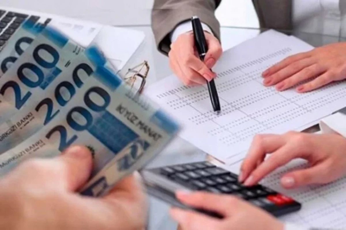 Azərbaycanda orta aylıq əməkhaqqı 10%-dən çox artıb