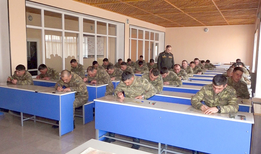 Naxçıvanda Azərbaycan Ordusunun komandir hazırlığı sistemində toplantı keçirilib - VİDEO 